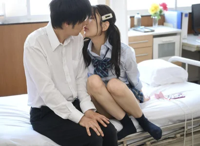 Thằng học trò yếu đuối được địt ngay trong lớp bởi khoa khôi